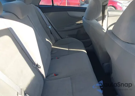 2011 Toyota Corolla z USA, uszkodzony, nr VIN JTDBU4EE2BJ105144